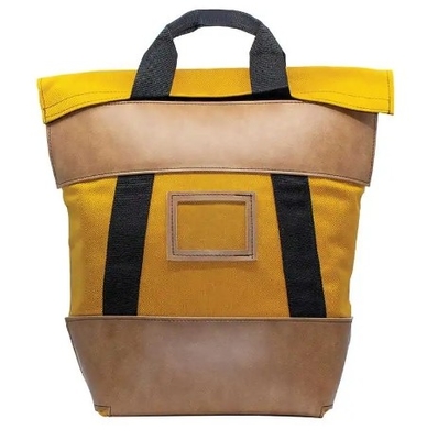 Bolso de mensajería resistente al fuego   Made to order Con el acabado de piel de toba, fondo cuadrado, palos palmeados duraderos y cerradura incorporada, es sin duda un producto valioso en todas las oficinas, salas de correo o almacenes!