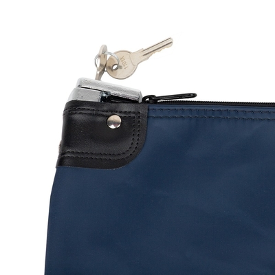 Bolsas de mensajería de hipaa laminadas de nylon con portador de tarjetas - 19W x 15H - listas para el envío