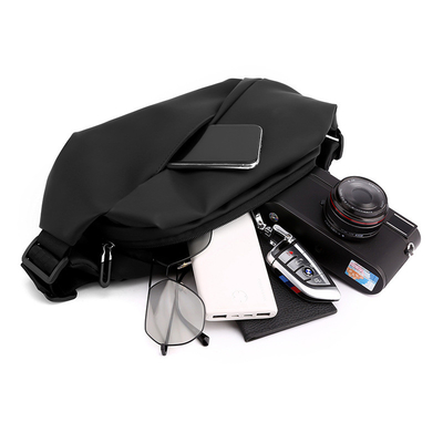 Bolso con hebilla magnética Bolso de pecho Bolso de pecho masculino de cuerpo cruzado Bolso de pecho masculino de moda multifuncional Senso superior de los hombres Fanny pack