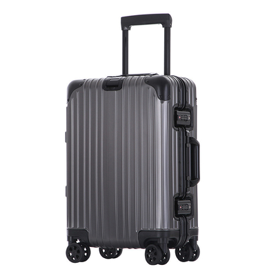 En el caso de los vehículos de transporte público, los vehículos de transporte público deben ser equipados con una maleta de aluminio.