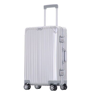 En el caso de los vehículos de transporte público, los vehículos de transporte público deben ser equipados con una maleta de aluminio.