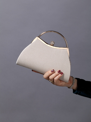 EUROPA Y LOS EEUU RETRO COLOR sólido anillo de mano recubierto moda cerradura cerrada bolsa de comedor cadena bolsa de cuerpo cruzado