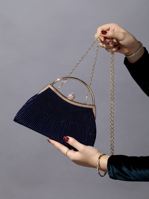 EUROPA Y LOS EEUU RETRO COLOR sólido anillo de mano recubierto moda cerradura cerrada bolsa de comedor cadena bolsa de cuerpo cruzado