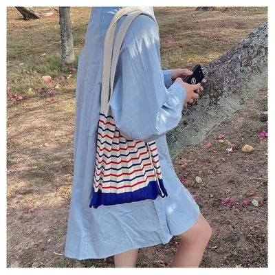 Bolso de hombro literario nuevo trenzado bolso de mujer de invierno de punto bolso de moda bolso de mujer transfronterizo