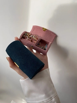 Nueva caja de joyas de terciopelo de alta calidad anillo pulsera collar caja de almacenamiento de viaje joyas pequeñas portátiles