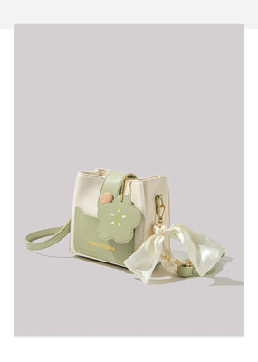 SUMMER FRESH ALL-MATCH BAG Moda femenina tendencia avanzada sentido nicho diseño crossbody bolsillo de bolsillo popular este año