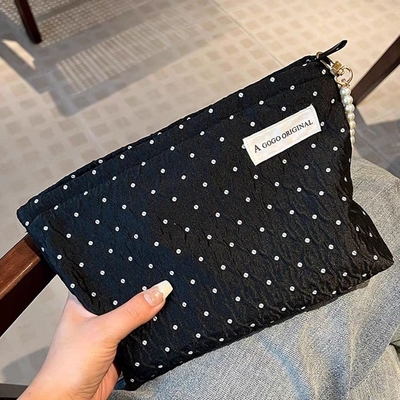 Polka DOT NEGRO BORSA DE MAQUILLAJE BORSA de almacenamiento de cuidado de la piel dulce BORSA de transporte de monedas portátiles BORSA de viaje Lavado
