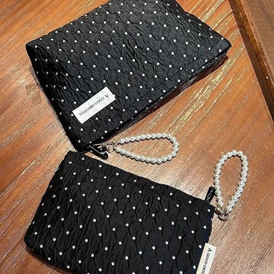 Polka DOT NEGRO BORSA DE MAQUILLAJE BORSA de almacenamiento de cuidado de la piel dulce BORSA de transporte de monedas portátiles BORSA de viaje Lavado