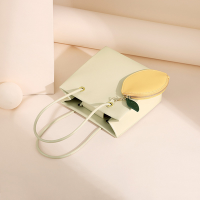 2024 LA NUEVA MODA BOLSA DE MUJER DE UNA OLLA TODA LA ARMILLA BOLSA PEQUEÑA CUADrada NICHE DISEÑO SENSE RETRO BOLSA CROSSBODY Mujer