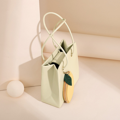 2024 LA NUEVA MODA BOLSA DE MUJER DE UNA OLLA TODA LA ARMILLA BOLSA PEQUEÑA CUADrada NICHE DISEÑO SENSE RETRO BOLSA CROSSBODY Mujer