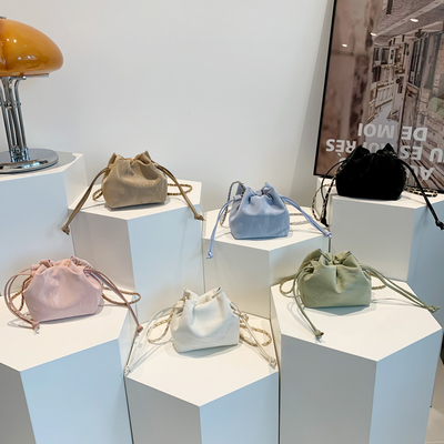 2024 NUEVA NICHE DE FASHION diseño primavera / verano bolso de cuerpo entero Senior SENSE bolso de balde recubierto