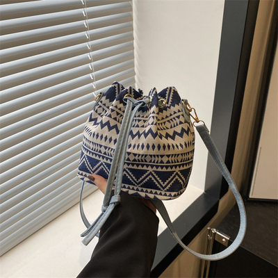 Nuevo chino nacional de viento en las axilas bolsillo de bolsa sencilla moda tendencia de verano nuevo estilo de lino de alta calidad sentido hombro único