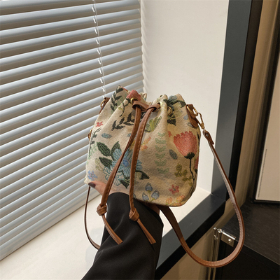 Nuevo chino nacional de viento en las axilas bolsillo de bolsa sencilla moda tendencia de verano nuevo estilo de lino de alta calidad sentido hombro único