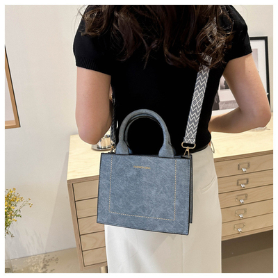 VINTAGE CHIC TEXTURED LETTER TOTE BAG BOLSA DE MUJER 2024 NUEVO BOLSA de moda de gran capacidad BOLSA de hombro con correa ancha