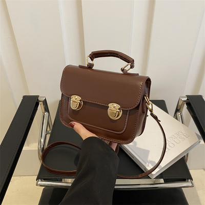 SENSIÓN SENIOR DE RETRO BOLSA PEQUEÑA MUJERES 2024 NUEVA moda de verano estilo extranjero bolso de hombro pequeño sin todo bolso de mano cuadrado