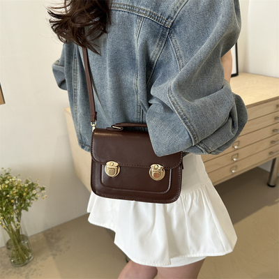 SENSIÓN SENIOR DE RETRO BOLSA PEQUEÑA MUJERES 2024 NUEVA moda de verano estilo extranjero bolso de hombro pequeño sin todo bolso de mano cuadrado