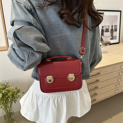 SENSIÓN SENIOR DE RETRO BOLSA PEQUEÑA MUJERES 2024 NUEVA moda de verano estilo extranjero bolso de hombro pequeño sin todo bolso de mano cuadrado