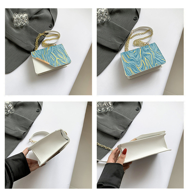 Bolso de mujer nueva moda bolso cuadrado pequeño nicho mayorista retro simple arena rápida todo el hombro único cha crossbody