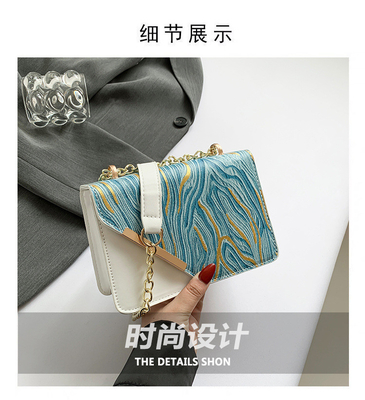 Bolso de mujer nueva moda bolso cuadrado pequeño nicho mayorista retro simple arena rápida todo el hombro único cha crossbody