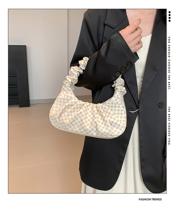 BOLSA DE MUJERES NUEVA tendencia en la tendencia todo en uno bolso de hombro primavera y verano moda bolso plegable en la nube