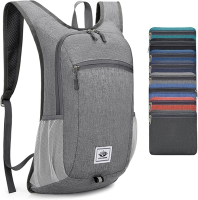Mochila de excursión de 15L Ultraligera de peso ligero Mochilas para excursiones de excursión de 15L resistentes al agua Mochila plegable para viajes (gris)