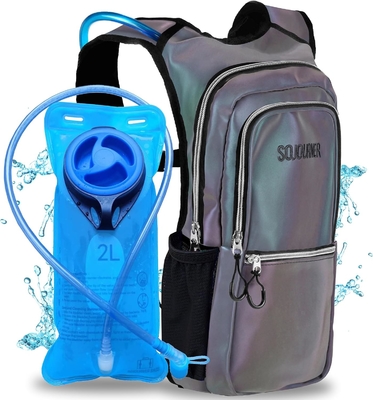 Paquete de hidratación Sojourner, Mochila de hidratación - Mochila de agua con 2 litros de vejiga de hidratación, Festival esencial - Rave