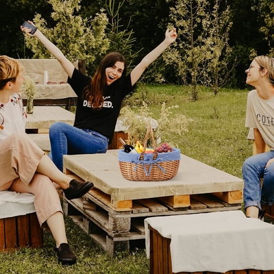 G GOOD GAIN Cesta de picnic de vaso con doble mango plegable, Cesta de picnic Willow, Cesta de Pascua tejida a mano natural,
