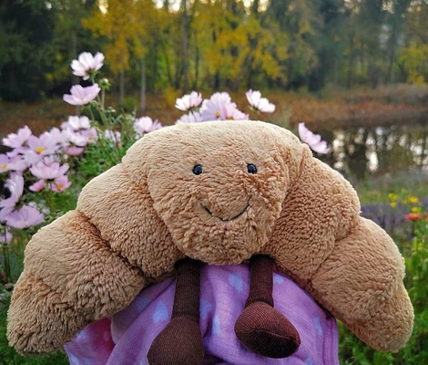 Peso Plush 9 &quot; Croissant Plush Sonrisa linda Croissant Paño almohada relleno Animales divertidos comida blanda Plushies