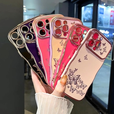 Cuerpo de teléfono para iPhone 13 para niñas, marco de onda rizada, patrón de mariposa con chapa de lujo, protector de lente a prueba de golpes de borde de oro TPU