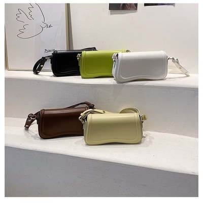 Bolso de hombro pequeño para mujeres Bolso Crossbody de moda Bolso de cuero a prueba de agua Bolsos de mano de embrague Bolsas de diseño
