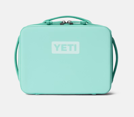 5L Lunch Box empaca en el frío y evita que su sándwich se aplaste.