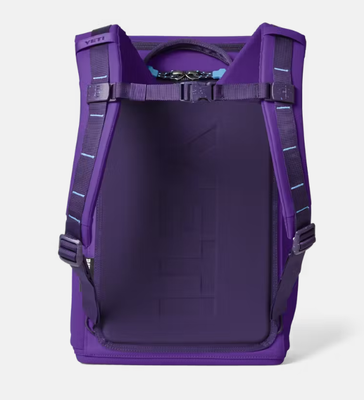 Mochila impermeable con sistema elástico frontal elegante, dos bolsillos para botellas de agua y asas de agarre equilibradas en la parte superior
