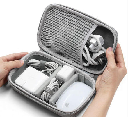 Mini Earphone Pouch Case Velvet impermeable que alinea el logotipo de grabación en relieve