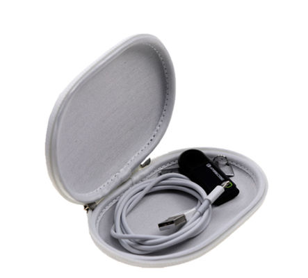 Fundas protectoras portátiles de memoria USB de EVA Embossed Bluetooth Speaker Case
