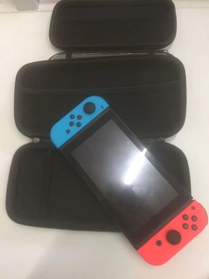 El terciopelo que alinea la cremallera metálica tira de EVA Travel Case For Switch Lite