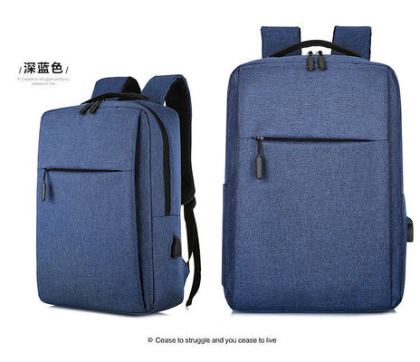 Dos bolsillos con cremallera impermeabilizan la mochila de nylon del ordenador portátil del USB